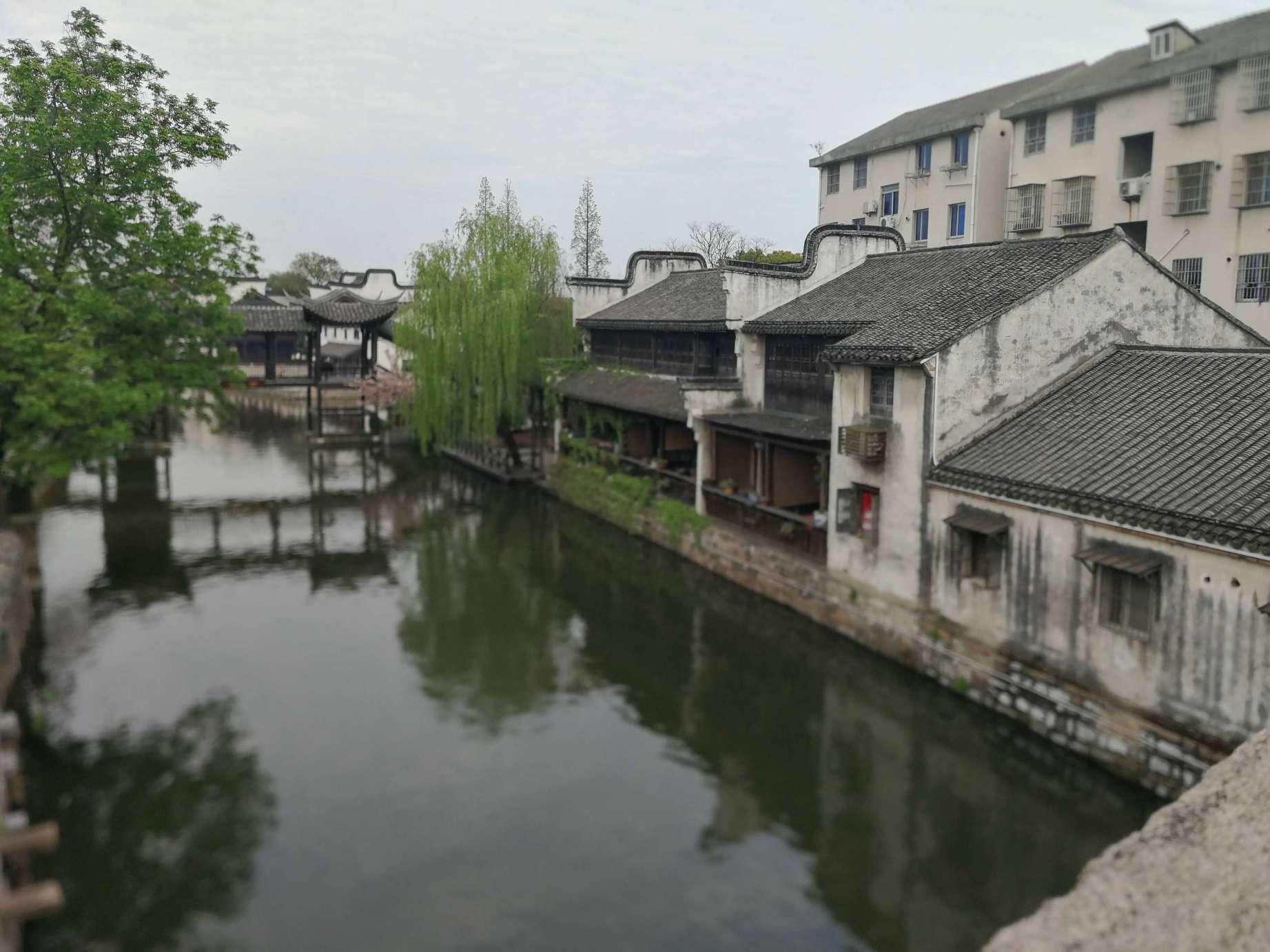 真成卧底了鄢手骐半场4投全铁 仅拿到2篮板并赔上2次犯规