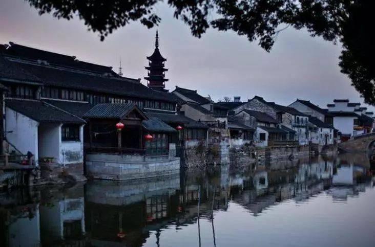 海南大学校园内有哪些地标性建筑？游戏画面